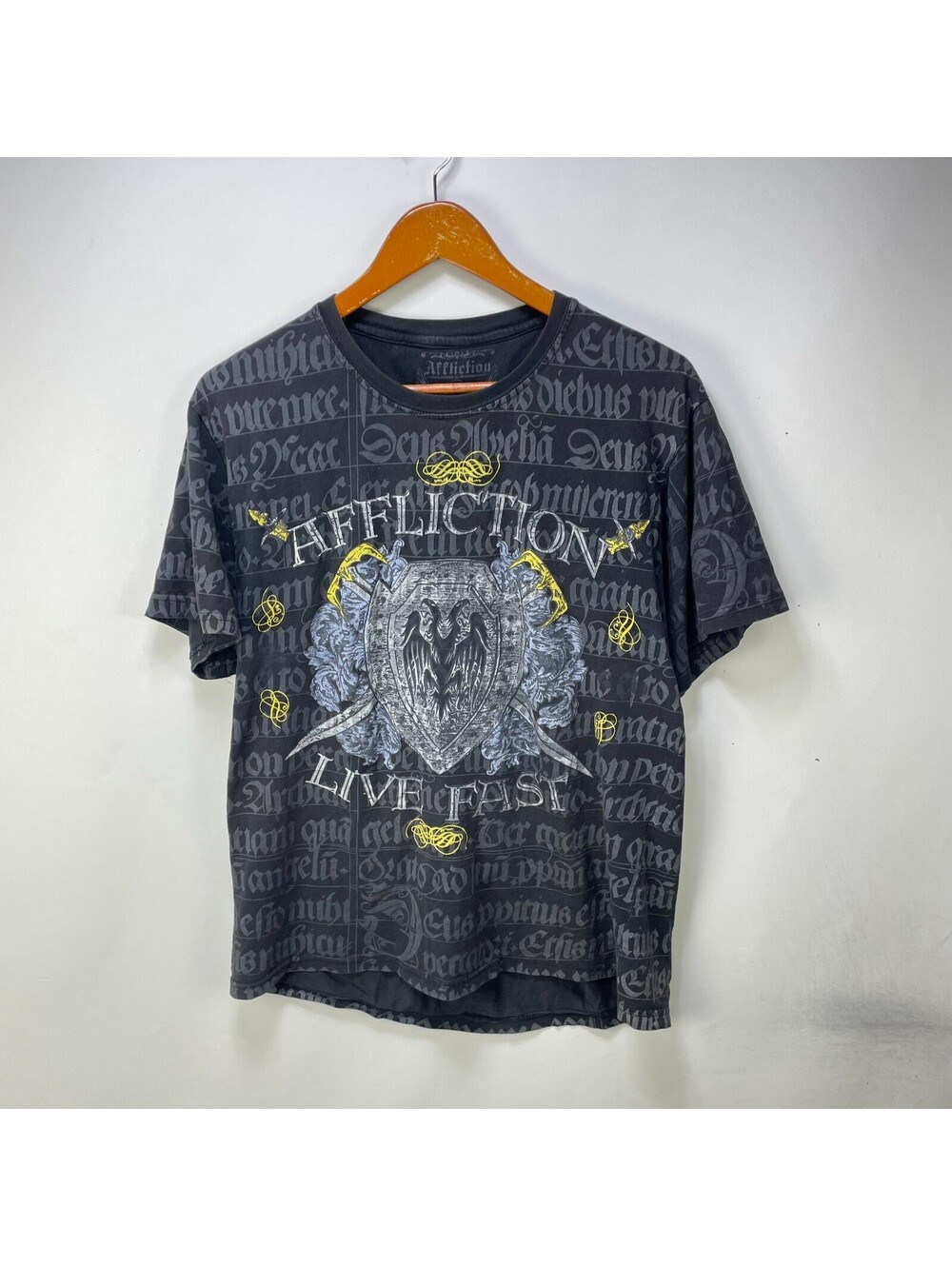 Vintage Affliction Live Fast Skull t shirt Black AOP L Y2K